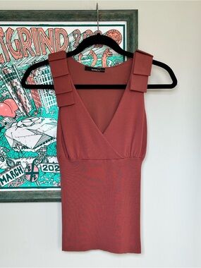 Mango Terracotta Red Sleeveless V-Neck Pull-on Knit Stretchy Top Women’s Size XS